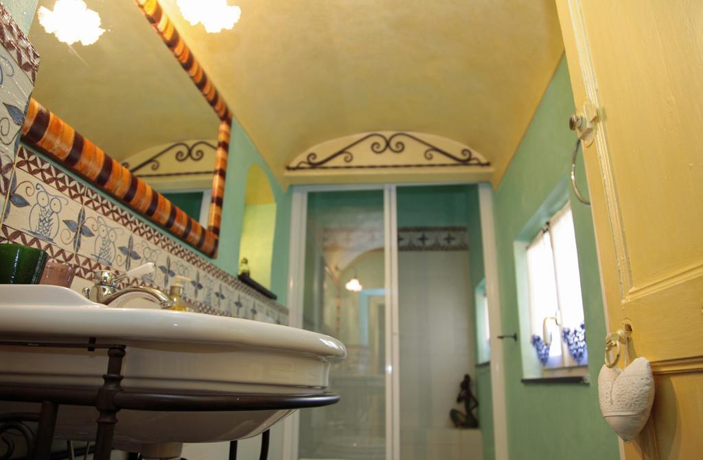 Casa Nobile Bed & Breakfast Tovo San Giacomo Екстериор снимка